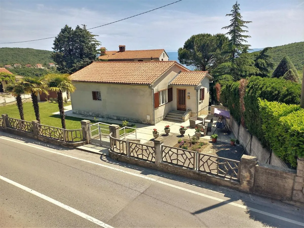 Studio Apartman Tre Palme